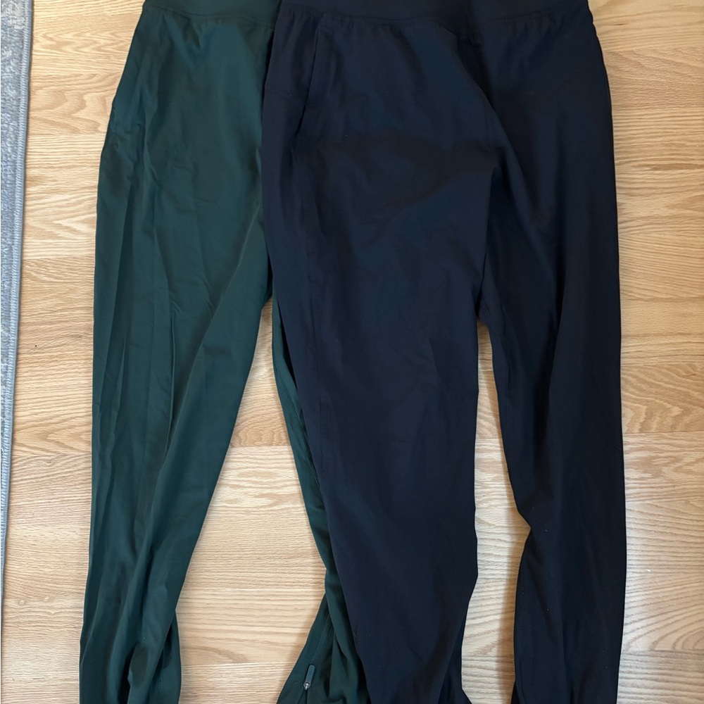 Lululemon Athletica Dark Green and Black Joggers